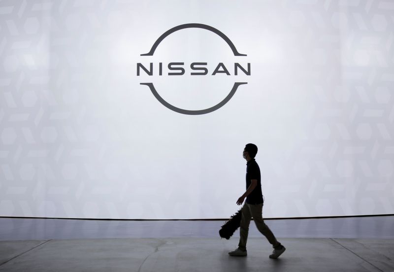 &copy; Reuters. FILE PHOTO: The brand logo of Nissan Motor Corp. is displayed at Nissan Pavilion in Yokohama, south of Tokyo, Japan July 14, 2020. Picture taken July 14, 2020.  REUTERS/Issei Kato/File Photo