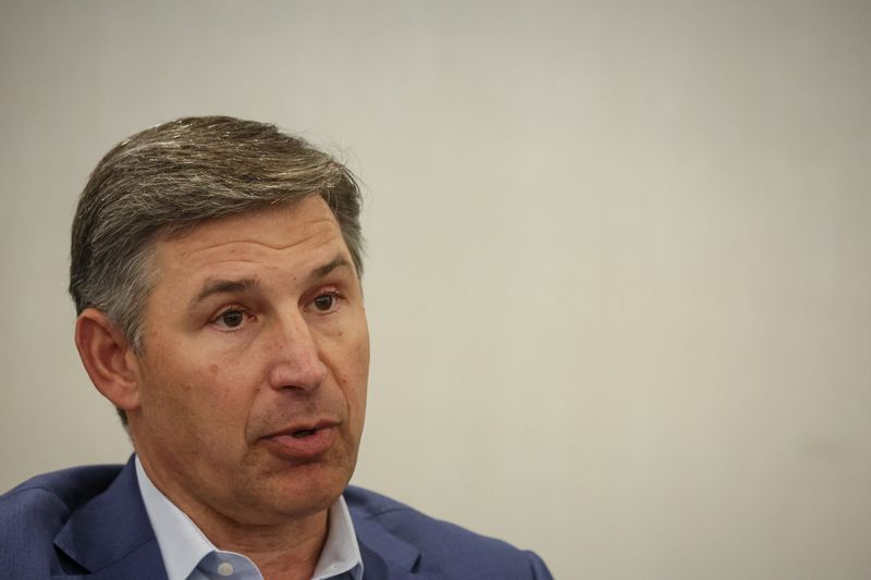 &copy; Reuters. FILE PHOTO: Anthony Noto, CEO of SoFi, speaks during the Piper Sandler Global Exchange and FinTech Conference in New York City, U.S., June 7, 2023. REUTERS/Brendan McDermid/File photo