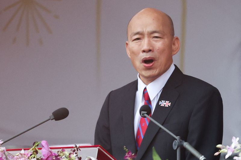 © Reuters. FILE PHOTO: Han Kuo-yu, Speaker of Taiwan's Parliament, delivers a keynote speech on National Day commemorating the 113th anniversary of the birth of the Republic of China, the official name of Taiwan, in Taipei, Taiwan on October 10, 2024. REUTERS/Ann Wang/File Photo