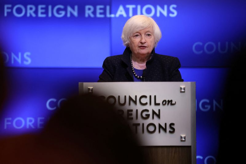 © Reuters. FILE PHOTO: U.S. Treasury Secretary Janet Yellen speaks at the Council on Foreign Relations in New York City, U.S., October 17, 2024.  REUTERS/Andrew Kelly/File Photo