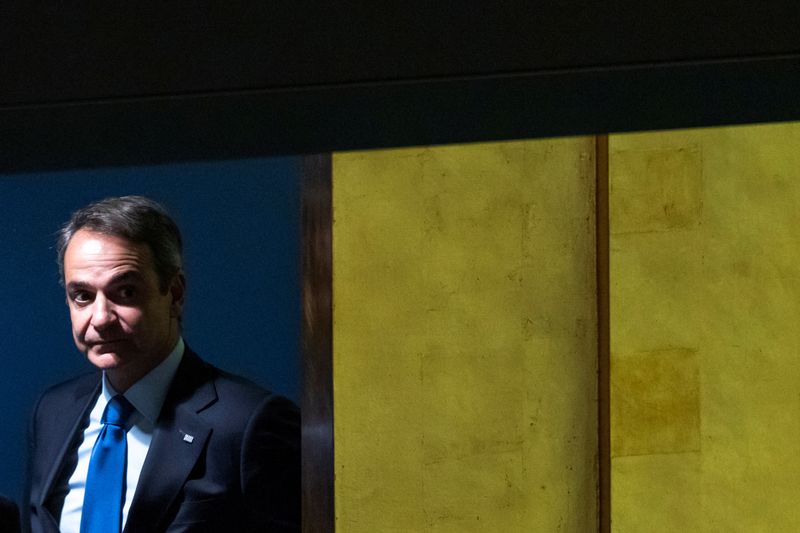 © Reuters. FILEPHOTO: Greek Prime Minister Kyriakos Mitsotakis arrives to address the 79th United Nations General Assembly at the United Nations headquarters in New York, U.S., September 26, 2024. REUTERS/Eduardo Munoz/File Photo