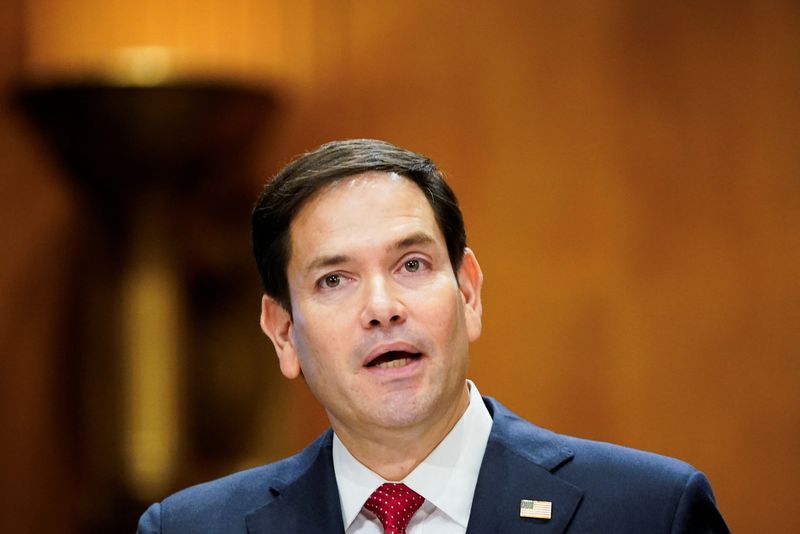 © Reuters. US Senator Marco Rubio, US President-elect Donald Trump's nominee for Secretary of State, testifies during the Senate Foreign Relations Committee confirmation hearing on Capitol Hill in Washington, US, January 15, 2025. REUTERS/Nathan Howard