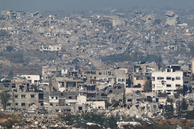 &copy; Reuters. A view of damaged buildings in the northern Gaza Strip, amid the ongoing conflict in Gaza between Israel and Hamas, as seen from the Israel side of the border, near Sderot in southern Israel January 15, 2025. REUTERS/Amir Cohen