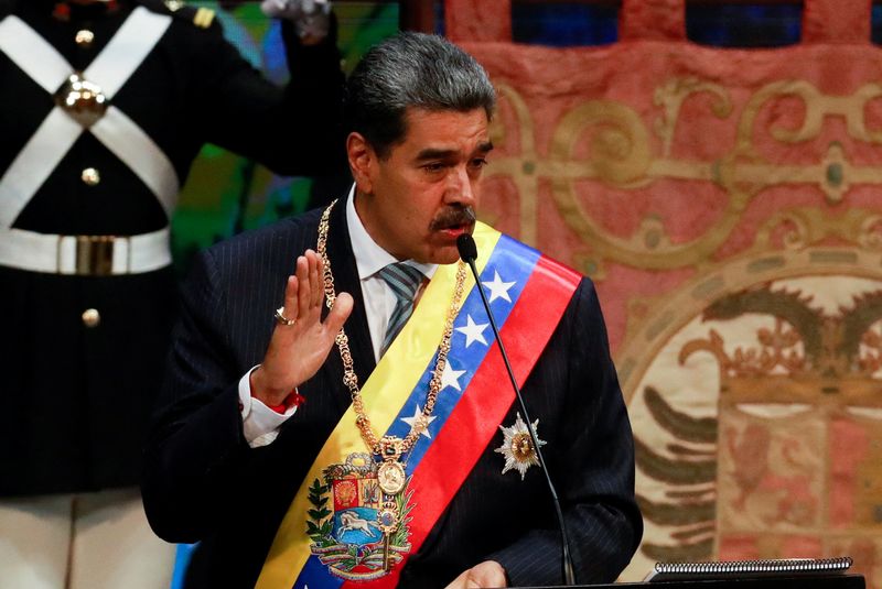 © Reuters. Venezuela's President Nicolas Maduro delivers his annual address to the nation, days after he was inaugurated for a third term, in Caracas, Venezuela January 15, 2025. REUTERS/Leonardo Fernandez Viloria