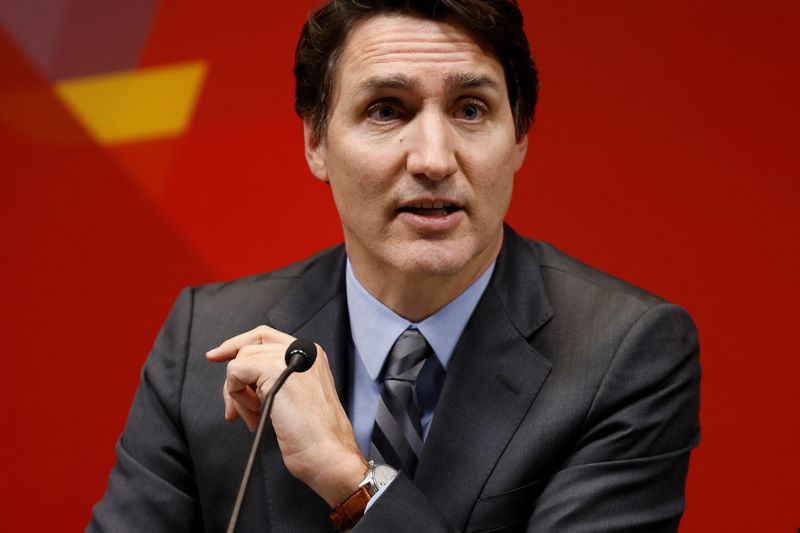 &copy; Reuters. Canada's Prime Minister Justin Trudeau speaks during a press conference following a meeting of provincial and territorial leaders in Ottawa, Ontario, Canada January 15, 2025. REUTERS/Blair Gable