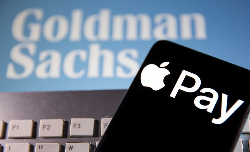 &copy; Reuters. FILE PHOTO: A smartphone with the Apple Pay logo and a keyboard are placed on a displayed Goldman Sachs logo, in this illustration taken on July 14, 2021. REUTERS/Dado Ruvic/Illustration/File Photo