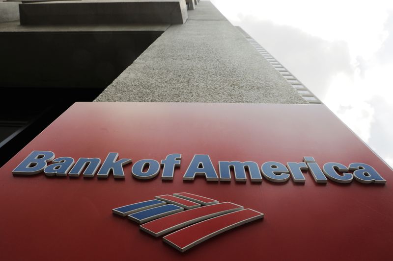 &copy; Reuters. Il logo di Bank of America sul lato di un edificio a New York, Stati Uniti, 16 luglio 2018. REUTERS/Lucas Jackson