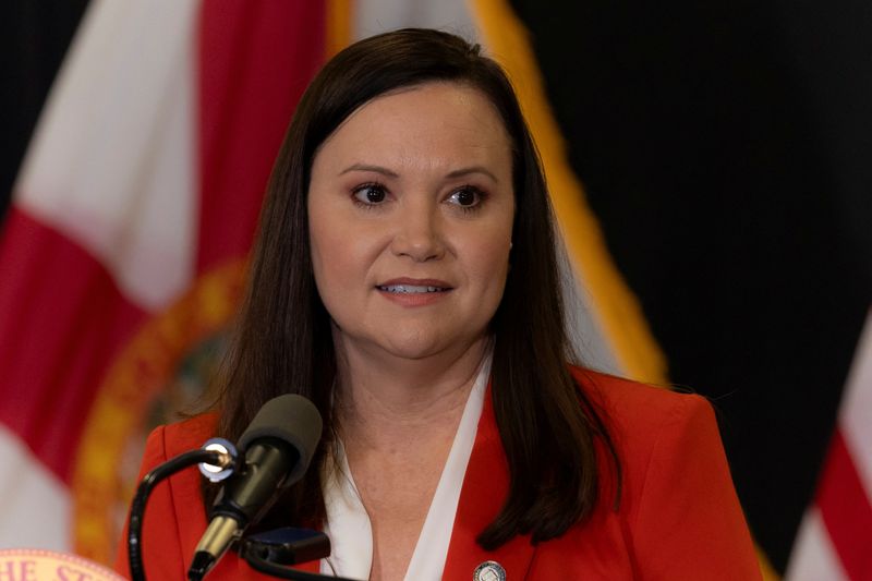 &copy; Reuters. FILE PHOTO: Florida State Attorney General Ashley Moody speaks during a press conference in West Palm Beach, Florida, U.S. September 17, 2024.  REUTERS/Marco Bello/File Photo