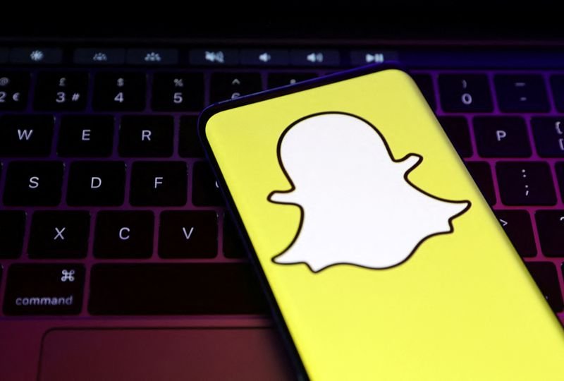 &copy; Reuters. FILE PHOTO: Snapchat logo is seen in this illustration taken July 28, 2022. REUTERS/Dado Ruvic/Illustration/File Photo