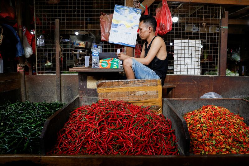 Indonesia's January inflation at 0.76% y/y, statistics bureau says