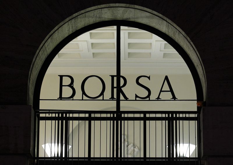 Borsa Milano, dazi Trump affossano mercati, giù Stellantis, bene Generali