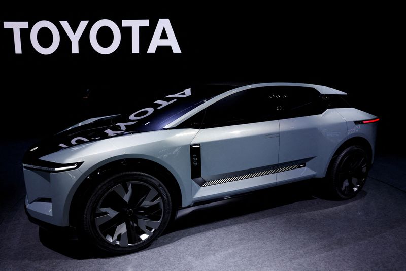 © Reuters. FILE PHOTO: A view of the Toyota FT-3e electric SUV concept vehicle during a press day of the Japan Mobility Show 2023 at Tokyo Big Sight in Tokyo, Japan, Oct. 25, 2023. REUTERS/Issei Kato/File Photo