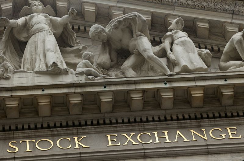 Nasdaq e S&P 500 recuam após previsões decepcionantes de Alphabet e AMD