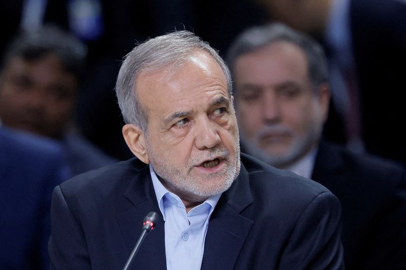 &copy; Reuters. Presidente do Irã, Masoud Pezeshkiann24/10/2024nREUTERS/Maxim Shemetov/Pool