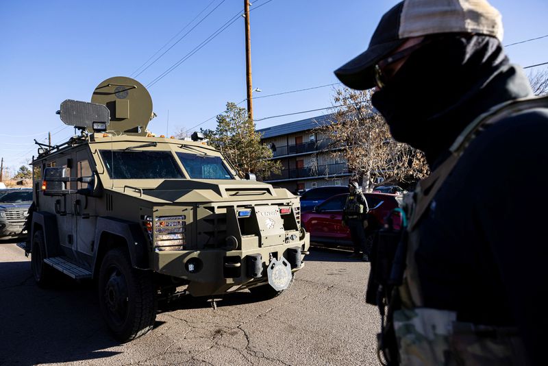 US immigration raids target illegal immigrants in Aurora, Colorado