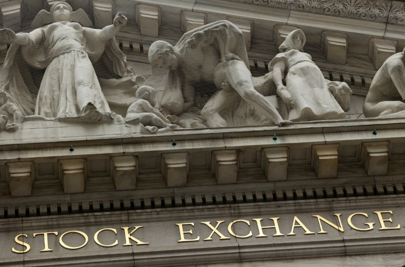 Borsa Usa in rialzo su dazi Trump che sollevano produttori di acciaio Usa