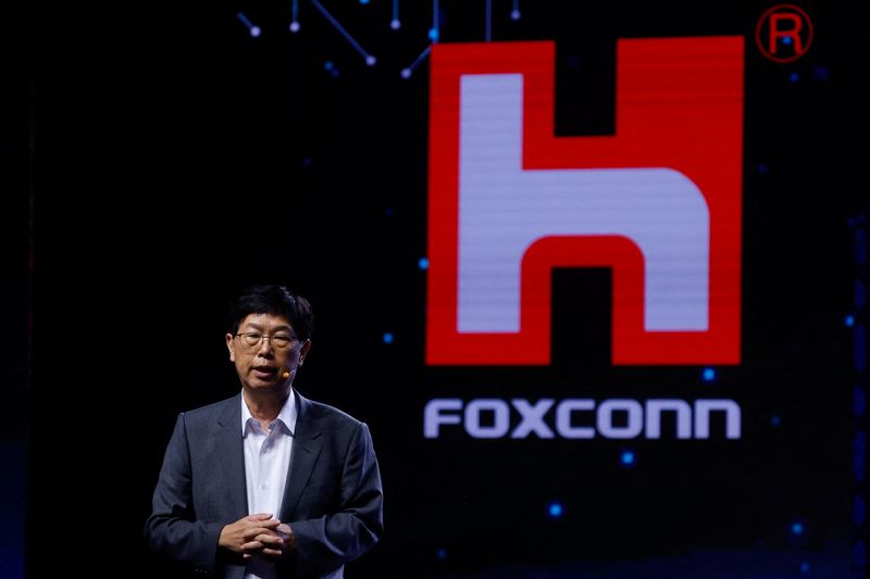 Foxconn's aim is cooperation with Nissan, not acquisition