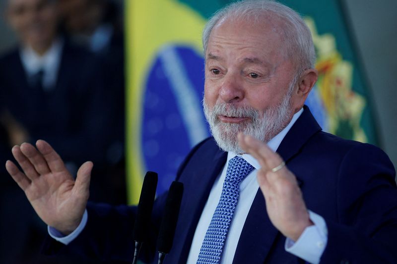 Galípolo "consertará" taxa de juros, mas é preciso dar tempo, diz Lula