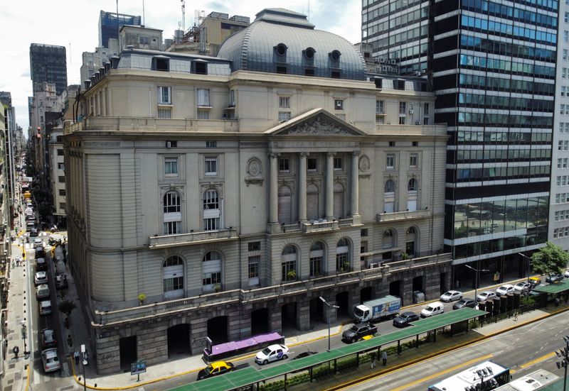 Governo argentino publica decreto para novo programa do FMI