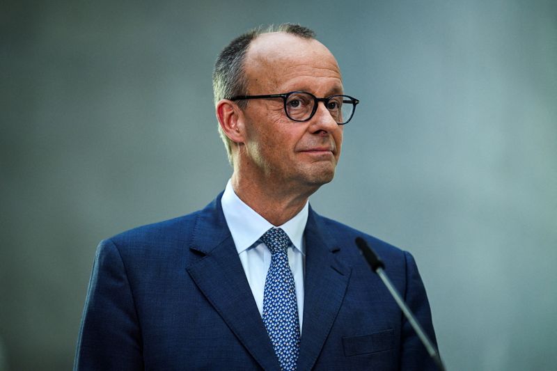 &copy; Reuters. Líder do bloco conservador CDU/CSU, Friedrich Merz, em Berlim, na Alemanhan08/03/2025nREUTERS/Annegret Hilse