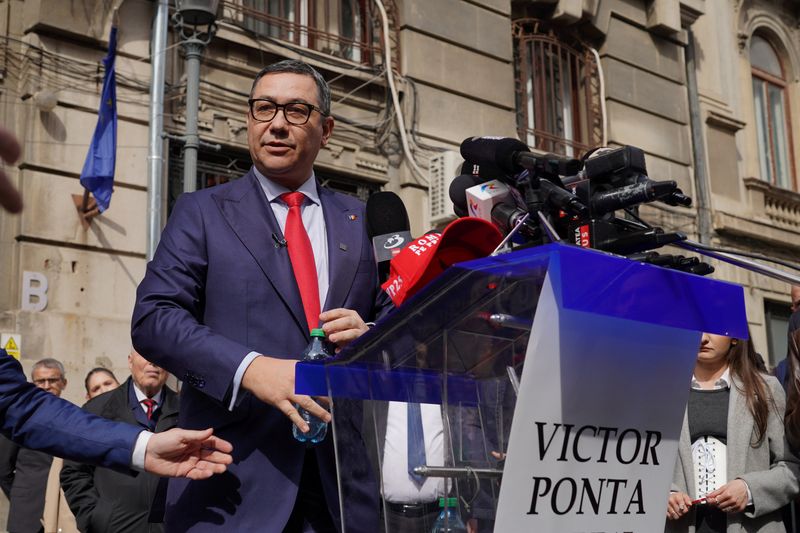 Former PM Ponta joins Romania presidential race after Georgescu barred