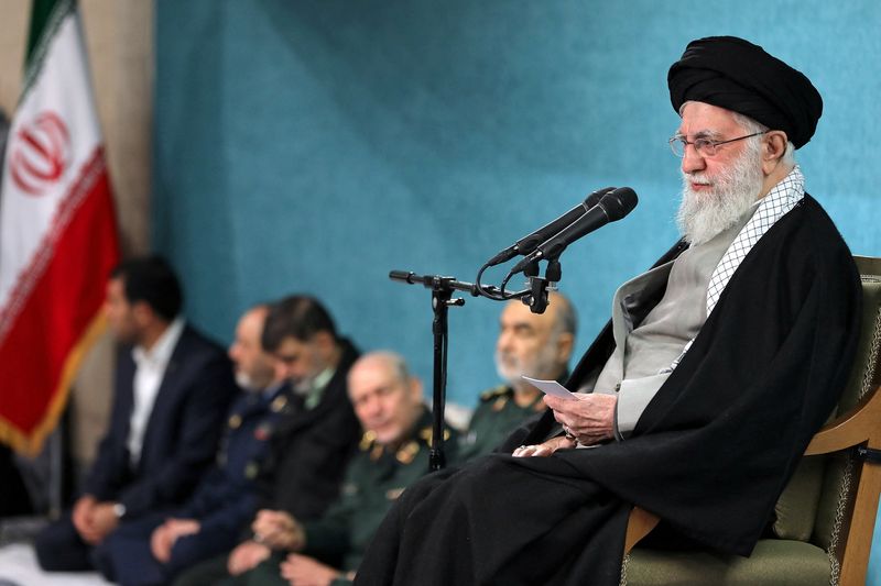 &copy; Reuters. Líder supremo do Irã, aiatolá Ali Khamenein08/03/2025nOffice of the Iranian Supreme Leader/WANA (West Asia News Agency)/Divulgação via REUTERS