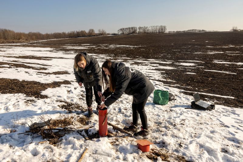 US still deciding on conditions to sign minerals deal, Ukrainian official says