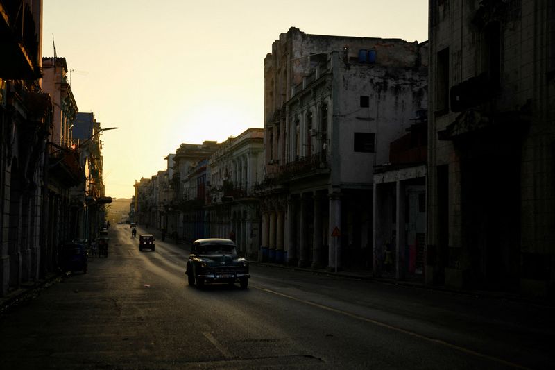 Cuba begins restoring power to capital Havana and outlying provinces