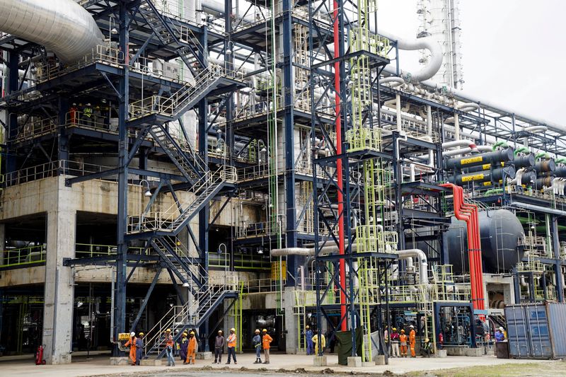&copy; Reuters. Unidade de Hidrocraqueamento Leve na Refinaria de Petróleo Dangote em Lagos, na Nigérian20/07/2024nREUTERS/Marvellous Durowaiye