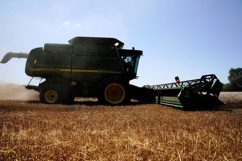 USDA to begin disbursing economic aid to farmers amid low prices