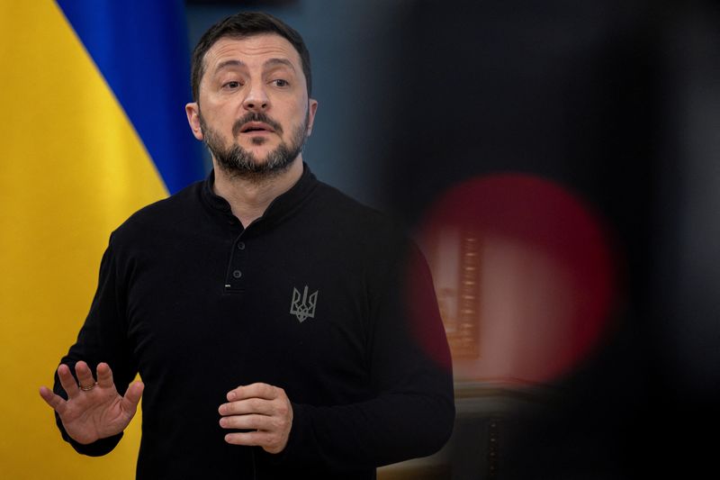 Ucrânia apoiaria proposta para interromper ataques à infraestrutura de energia, diz Zelenskiy