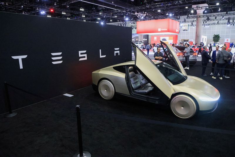 Tesla gets first in a series of permits it needs to run robotaxis in California