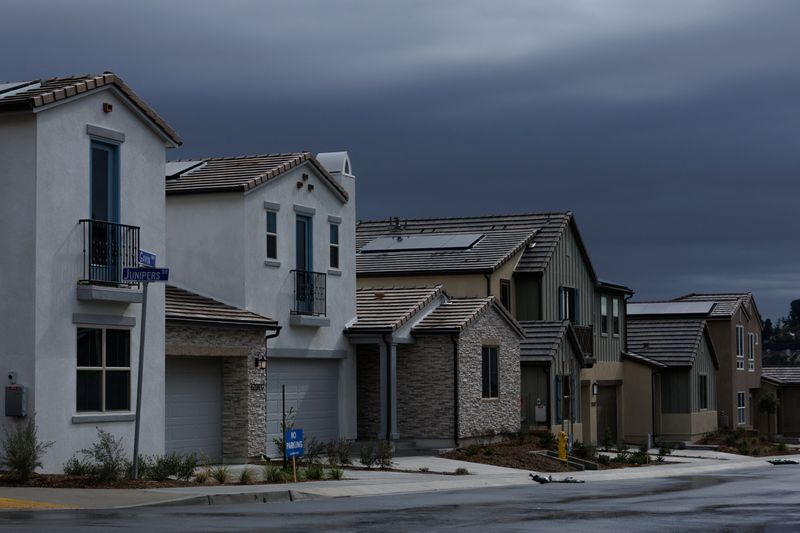 Lennar posts lower quarterly profit on sustained market weakness