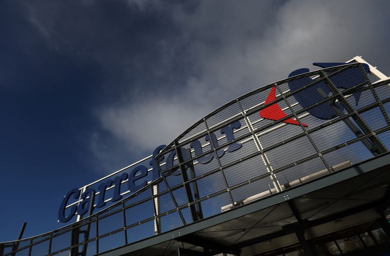 &copy; Reuters. Logo do Carrefourn25/11/2023nREUTERS/Yves Herman