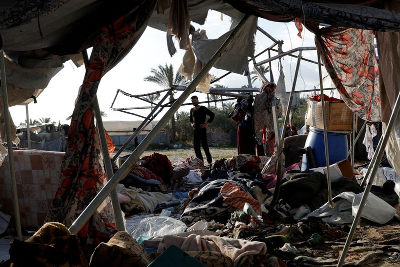 Israeli defense minister says no humanitarian aid to enter Gaza as a tool of pressure on Hamas