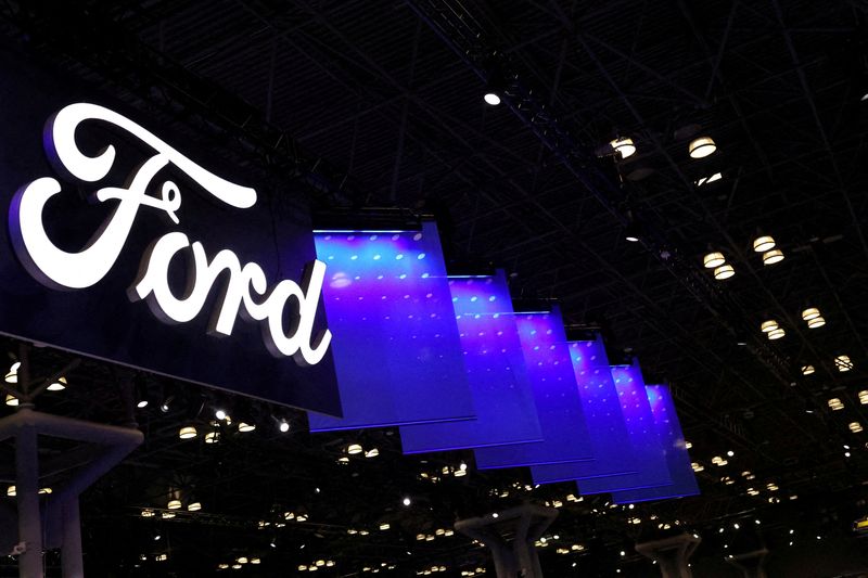 &copy; Reuters. Logo da Ford em Nova Yorkn16/04/2025 REUTERS/Shannon Stapleton
