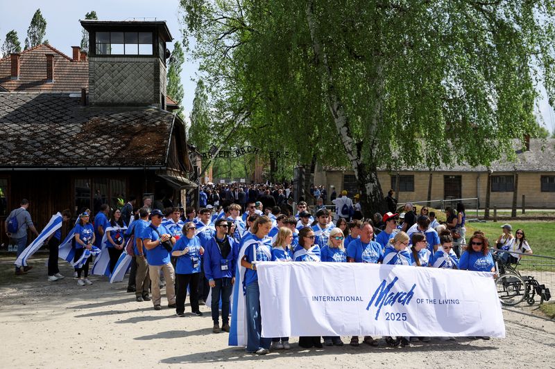 Holocaust survivors march in Auschwitz 80 years after camp's liberation