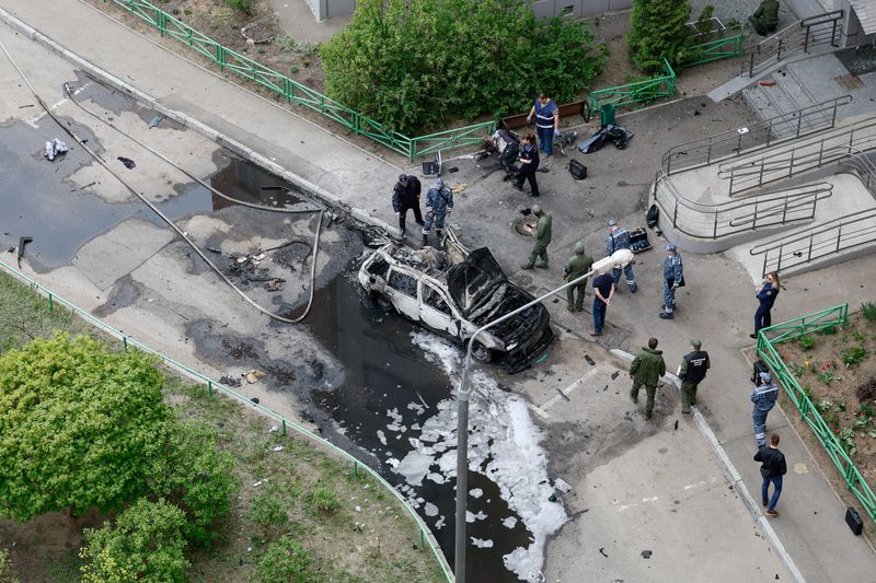 Kremlin blames Ukraine for car bomb killing of general near Moscow