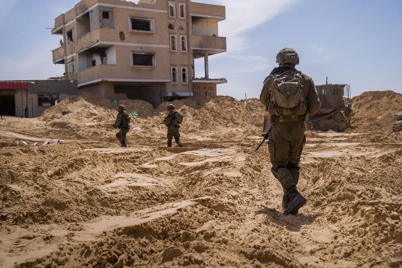 Israel flattens Rafah ruins; Gazans fear plan to herd them there
