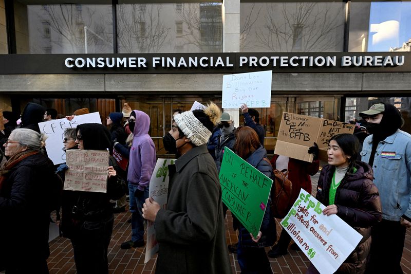 US appeals court revives temporary ban on CFPB mass firings