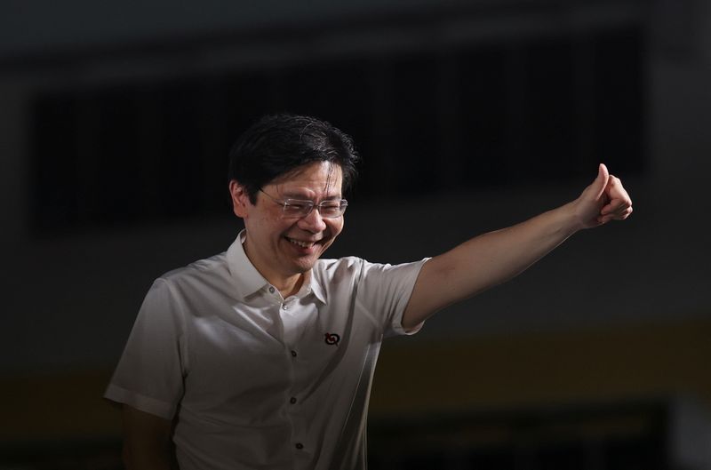 Singapore PM urges voters to re-elect his cabinet to deal with US, China