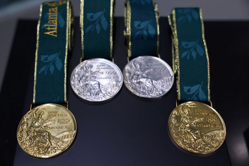 Olympic champion Hall Jr. receives replicas of 10 medals lost in LA fires