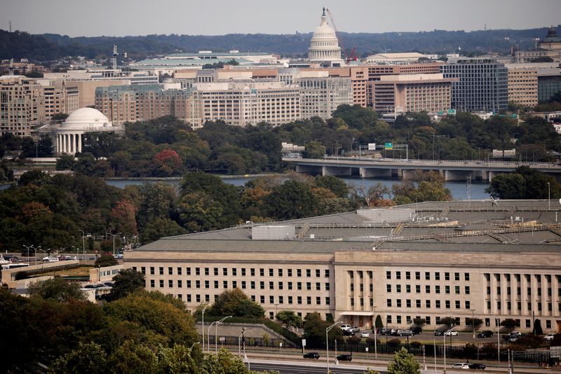 &copy; Reuters. FILE PHOTO: The Pentagon building is seen in Arlington, Virginia, U.S. October 9, 2020. REUTERS/Carlos Barria/File Photo