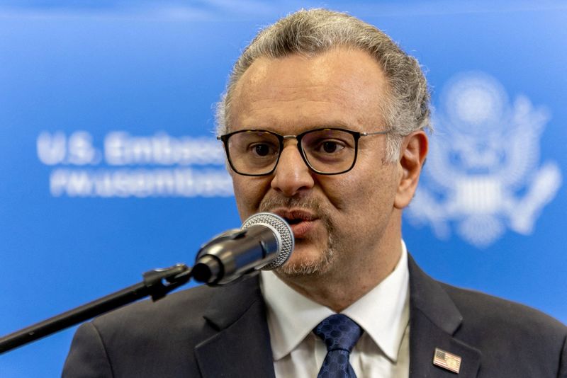 &copy; Reuters. Conselheiro sênior do presidente dos EUA, Donald Trump, para a África, Massad Boulosn08/04/2025nREUTERS/Jean Bizimana
