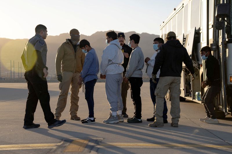 Migrants told of Libya deportation waited hours on tarmac, attorney says
