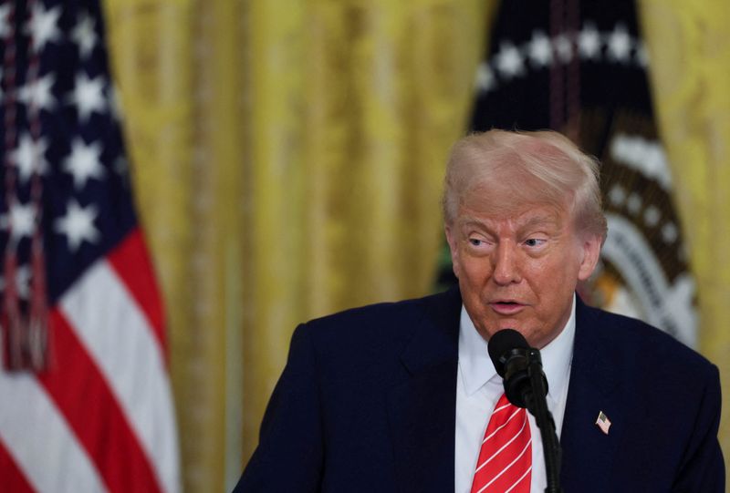 Trump won't unilaterally lower China tariffs, White House says