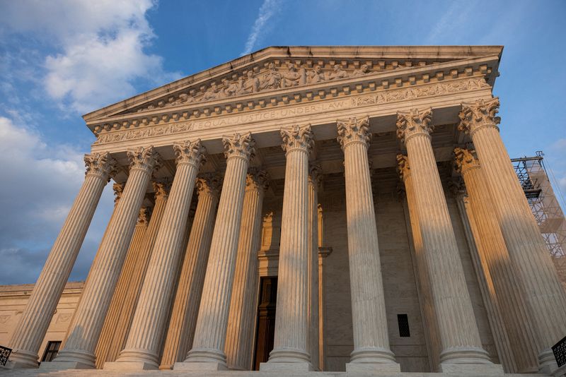 In birthright citizenship case, US Supreme Court gets two controversies in one