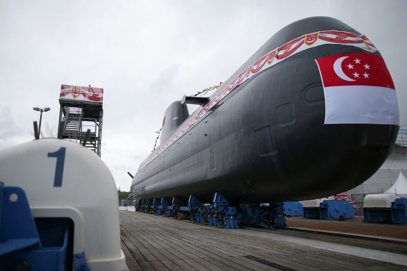 &copy; Reuters. Submarino em estaleiro da ThyssenKrupp na Alemanha encomendado por Cingapura.nREUTERS/Cathrin Mueller