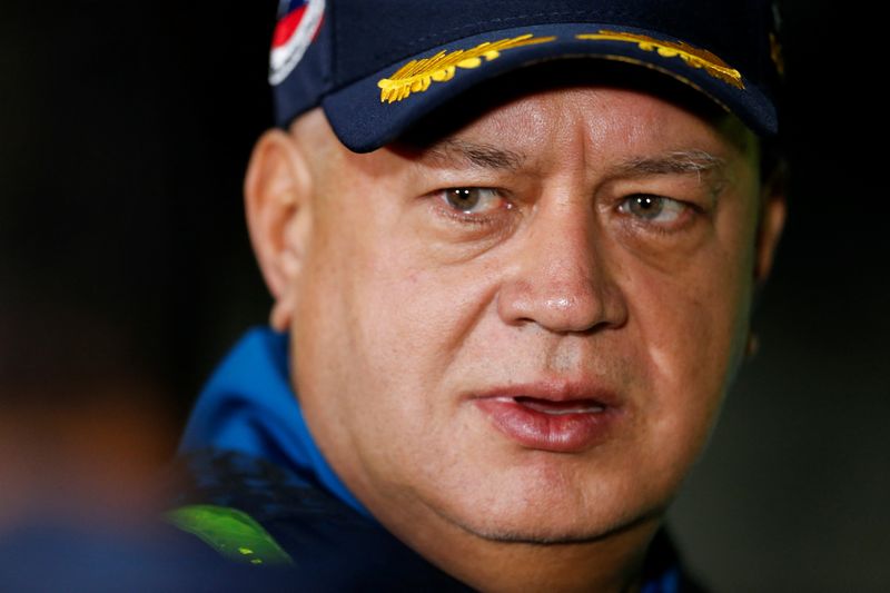 Venezuela suspends flights from Colombia after arrests