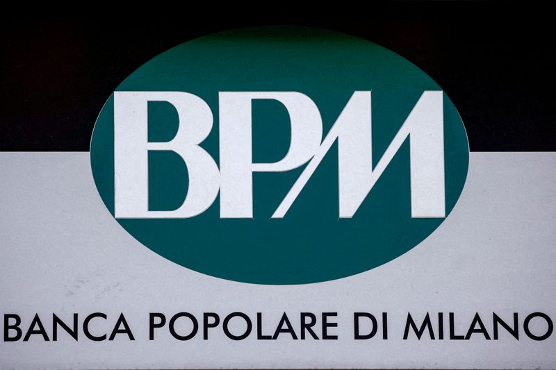 &copy; Reuters. FILE PHOTO: A Banca Popolare di Milano (BPM) logo is seen in Rome, Italy, December 17, 2024. REUTERS/Guglielmo Mangiapane/File Photo
